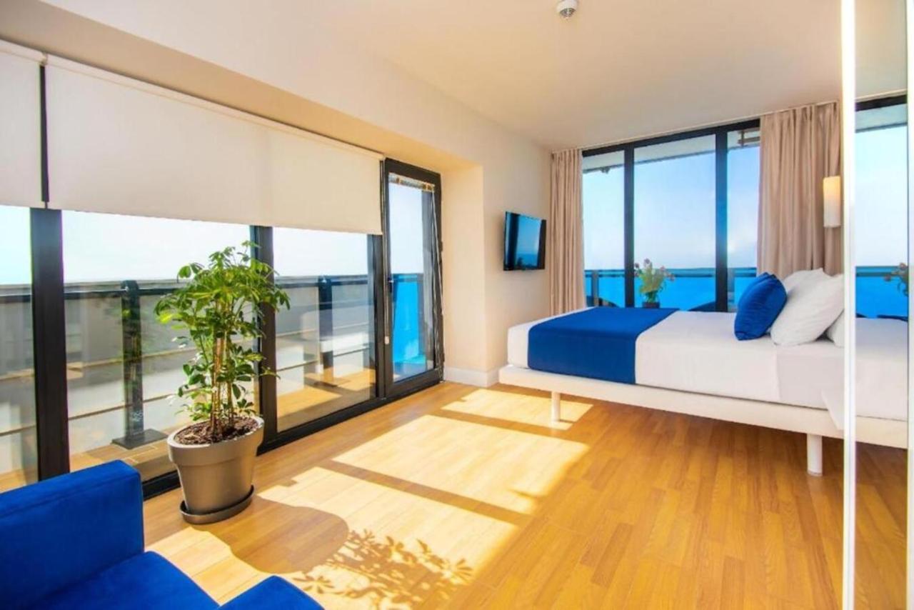 Seaside Resort In New Orbi Twins Batumi Exteriér fotografie