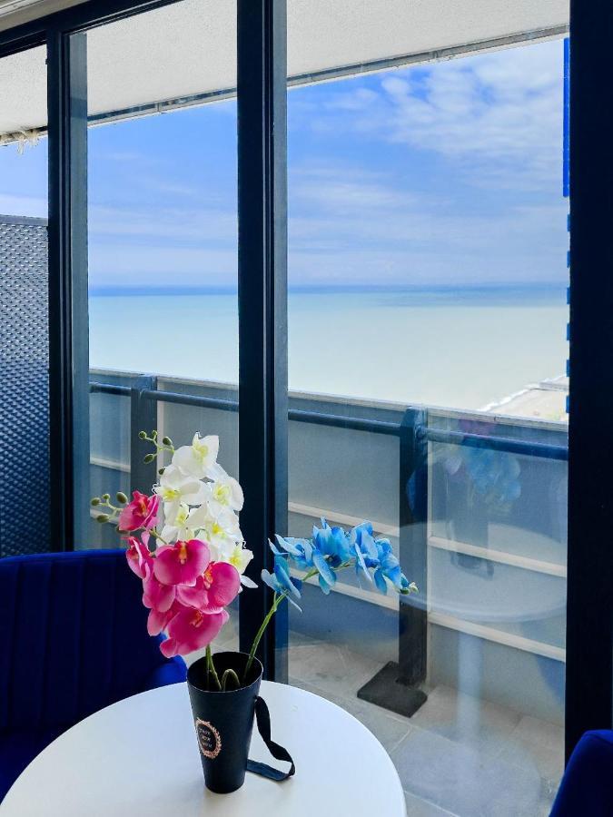 Seaside Resort In New Orbi Twins Batumi Exteriér fotografie